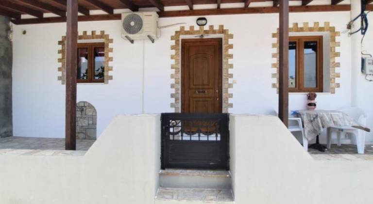 Holiday apartment with terrace & garden — photo 4