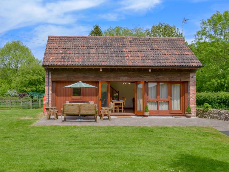 Applebarrel Barn