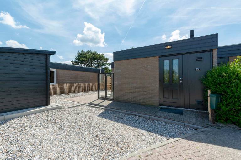 Lovely bungalow with yard & patio | Pets allowed in Callantsoog