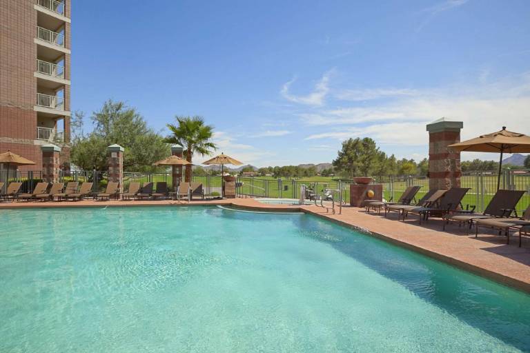 Embassy Suites by Hilton Phoenix Scottsdale — photo 5