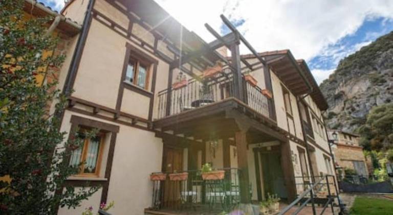 Hotel Rural en Las Cascadas de Tobera — photo 4