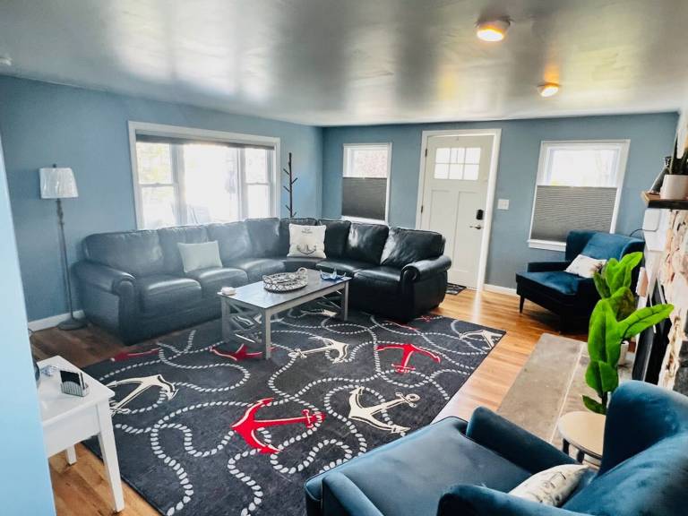 All New Beautiful Priscilla Beach House Ocean View — photo 3