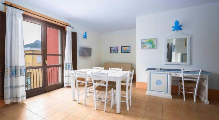 House | Beach nearby | Pets allowed in Golfo Aranci