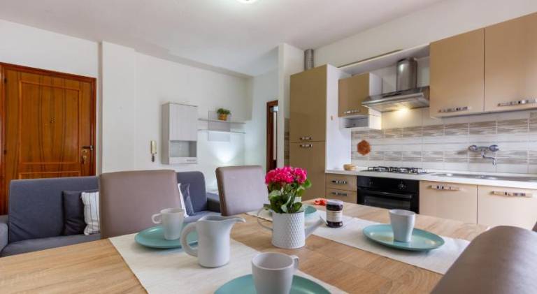 Beautiful holiday apartment with terrace | Pets are welcome in Teramo