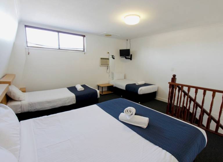 Motel  Maryborough