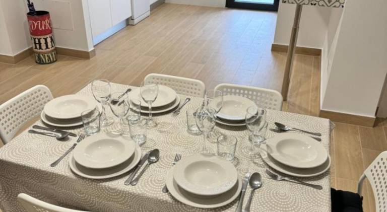 Vacation home with yard, barbecue & terrace — photo 3