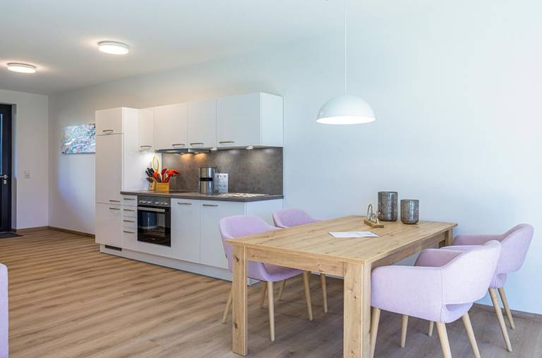 Wiesenschnecke - Stilvolle 5 Sterne Ferienwohnung mit Terrasse direkt am Krakower See — photo 2