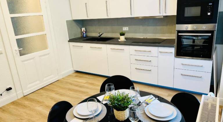 Apartment with terrace — photo 3