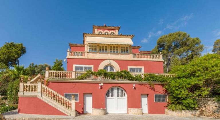 Villa with pool & jacuzzi — photo 4