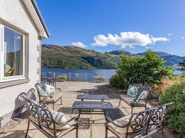 Lochside House S4532