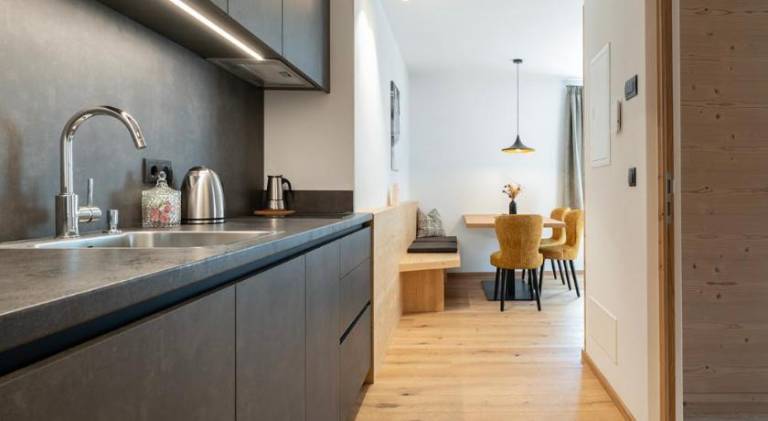 Serviced apartment with terrace — photo 4