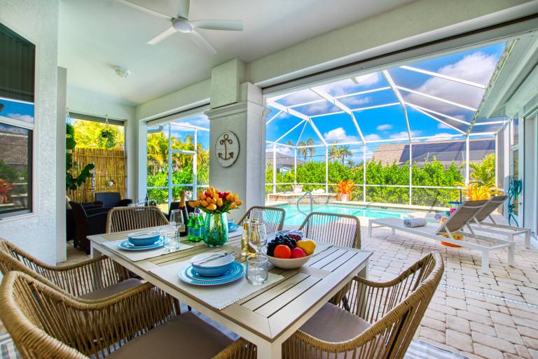 Villa with barbecue, private pool & yard | Perfect for remote work — photo 3