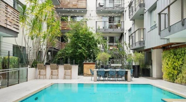 Holiday apartment with jacuzzi & pool | Next to Santa Monica Pier — photo 3