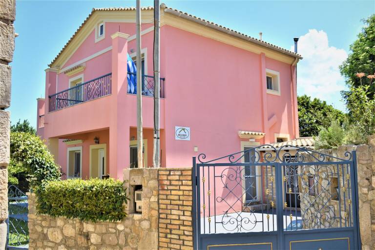 σπίτι Lakones