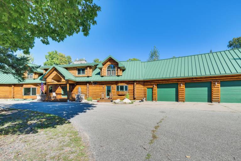 Cabin Barbeau