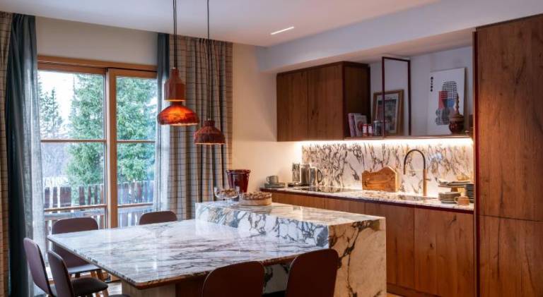 Holiday apartment with yard & terrace | Ski nearby | Perfect for remote work | Pets are welcome in Badia