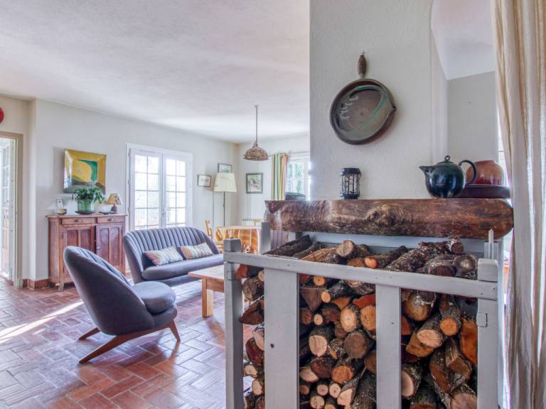 Dom Saint-Cyr-sur-Mer