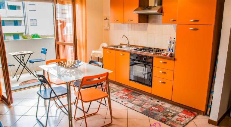 Holiday apartment with 2 rooms for 6 persons in Parma