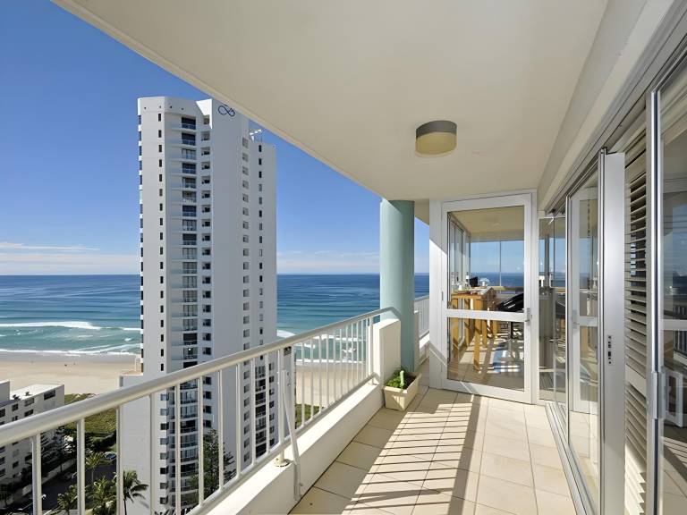 Serviced apartment Southport