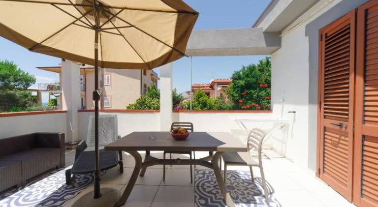Vacation home with patio | Beach nearby | Good for workation | Pets are welcome — photo 5