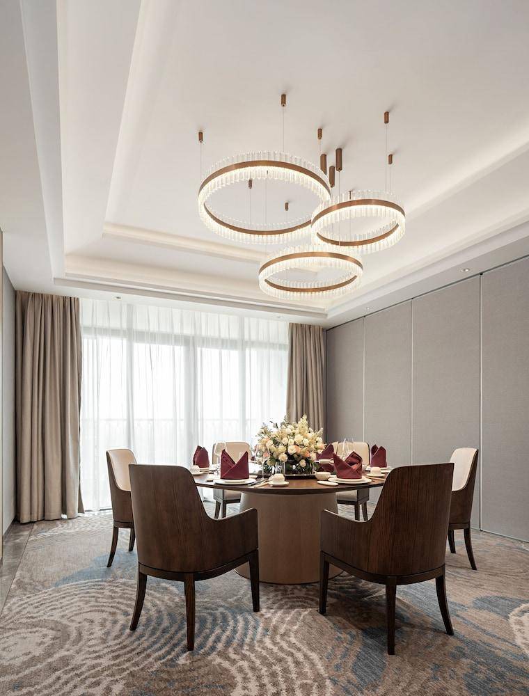 Qianhuazhou Holiday Hotel — photo 2