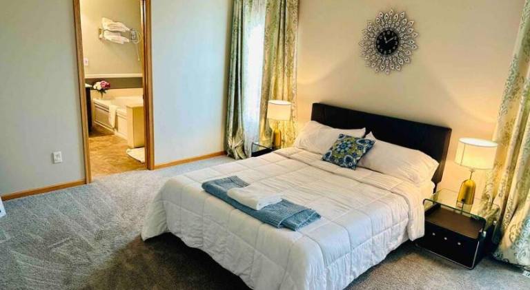 Spacious vacation home | Pet-friendly — photo 2