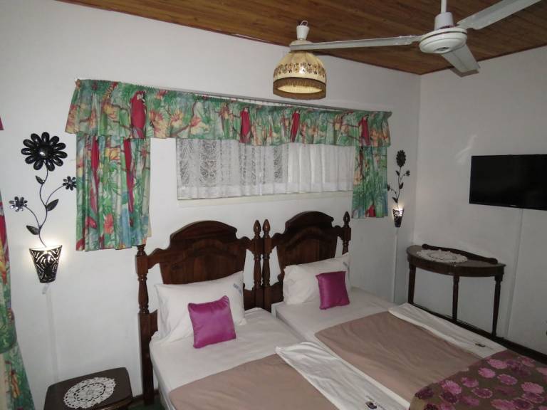 Lodge Riverside North