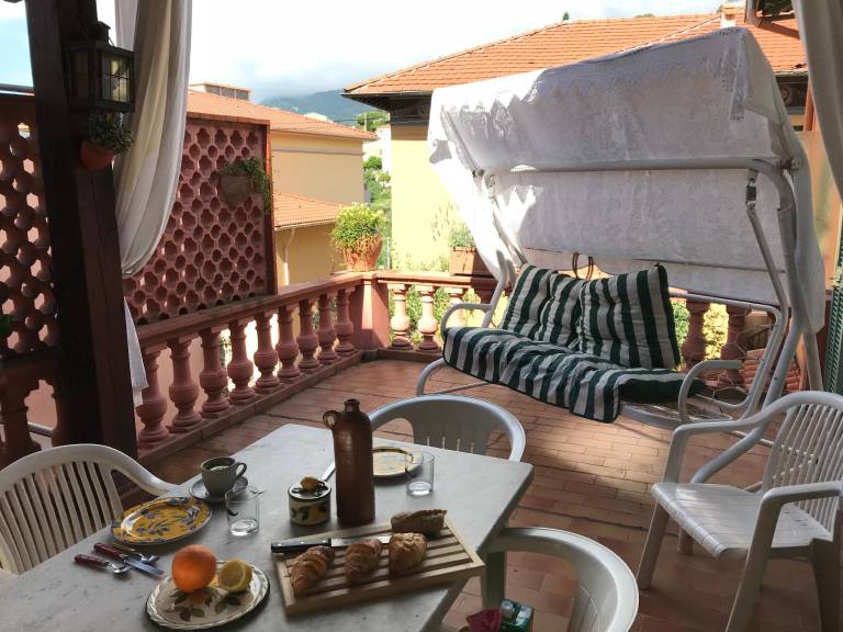Fully equipped ample villa with garden, pool & barbeque | Next to the beach | Good for workation | Pets allowed — photo 4