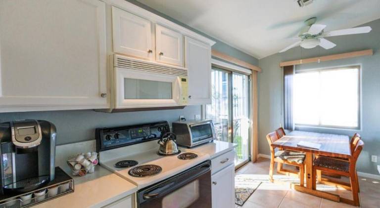 Wonderful vacation home with hot tub | Pets allowed — photo 5