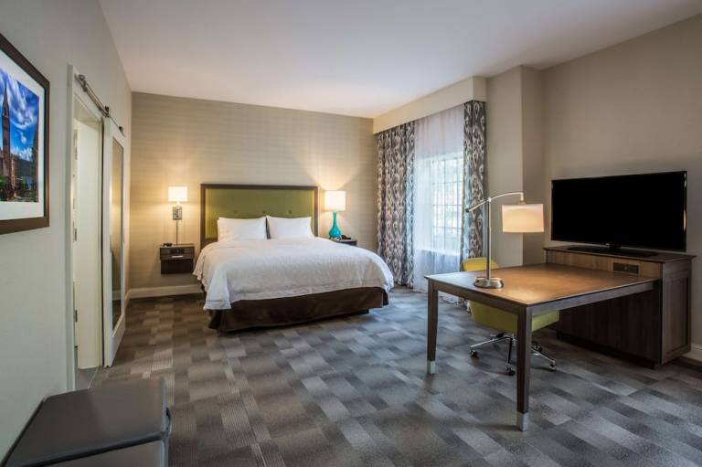 Hampton Inn & Suites Yonkers Westchester