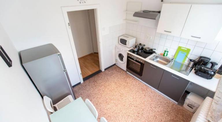 Rental apartment with 2 rooms for 4 persons — photo 3