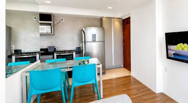 Holiday apartment with pool — photo 4