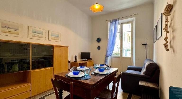 Apartment with 2 rooms for 6 persons — photo 3
