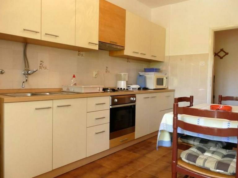 Three bedroom apartment with terrace Barbat, Rab (A-22423-a) — photo 5
