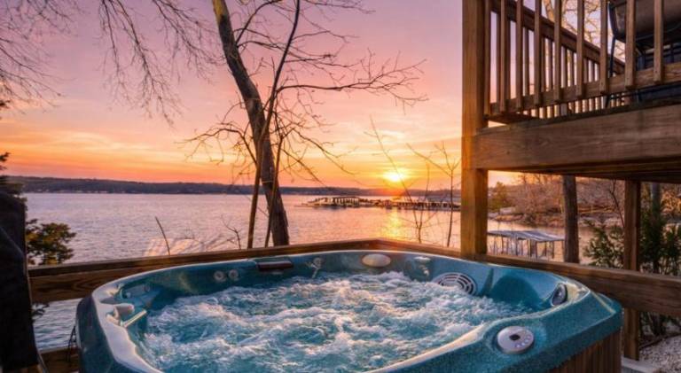 House with hot tub | Good for workation — photo 2