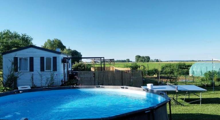 Vacation home with pool | Pet-friendly — photo 4