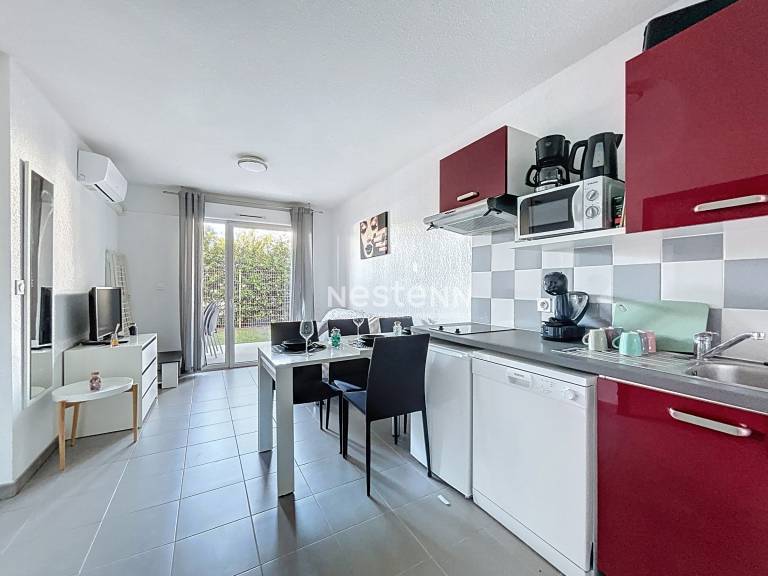 Holiday apartment with pool — photo 5