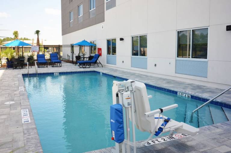 Holiday Inn Express & Suites Jacksonville W I295 and I10 by IHG