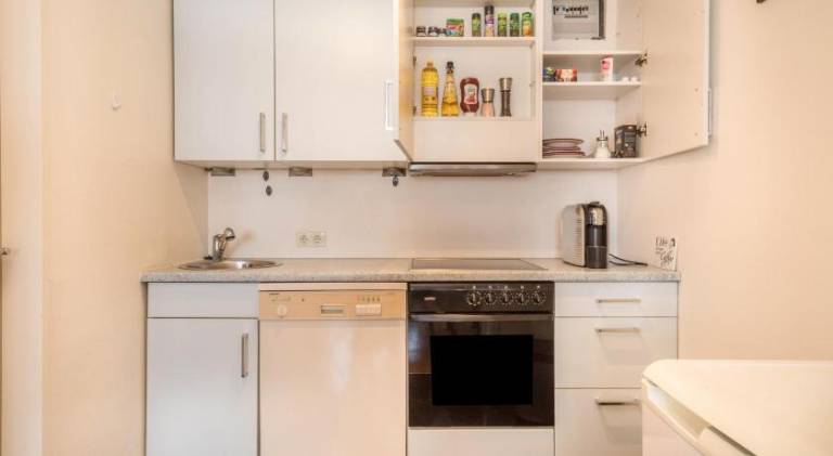 Holiday apartment with 1 room for 6 persons — photo 4