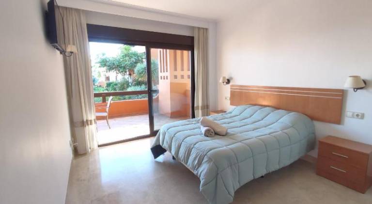 Rental apartment with hot tub & pool | Close to the beach | Pet-friendly in Estepona