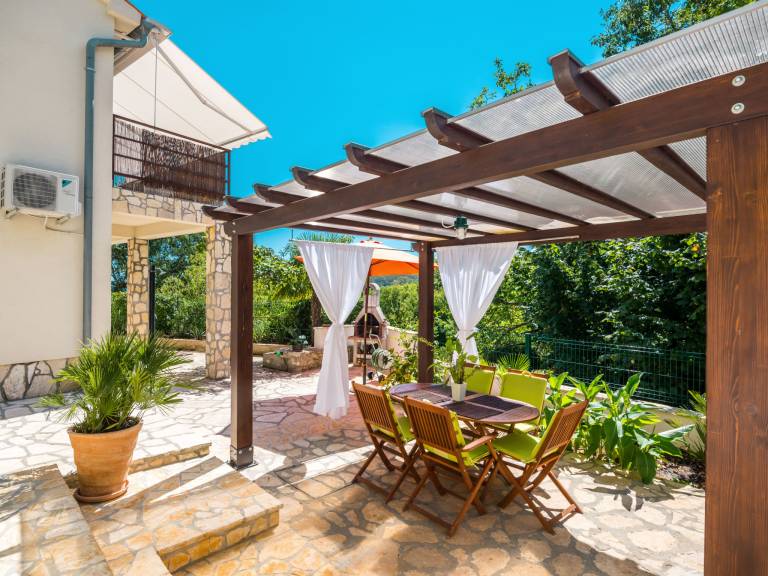 Fully equipped house with BBQ, private pool & terrace | Sea view | Pets are welcome — photo 2