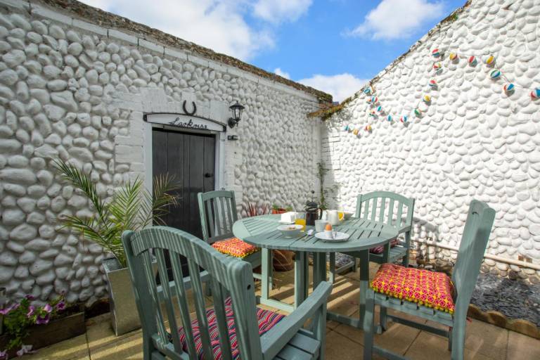 Fully equipped cottage with garden & barbeque | Pets allowed — photo 4