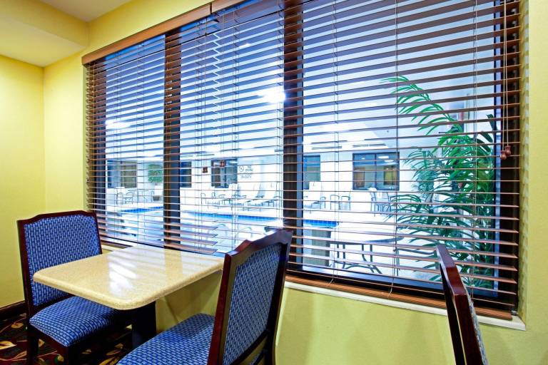 Holiday Inn Express Richmond Airport By IHG — photo 5