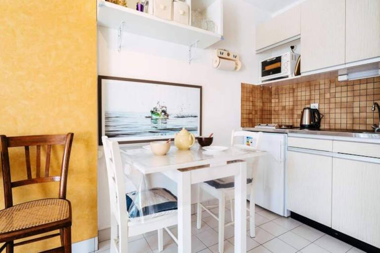 Wonderful rental apartment with yard | Pets allowed — photo 4