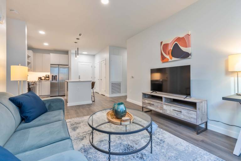 Apartment with terrace, grill & pool | Perfect for remote work — photo 4