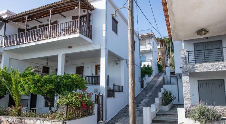 Lilian Beach Front 3 Skopelos — photo 4