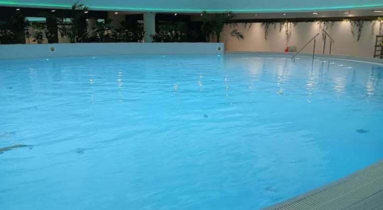 Apartment with pool & hot tub | Pets are welcome — photo 4