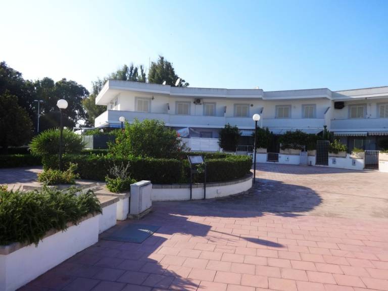 Child-friendly rental apartment with terrace | City view | Next to the beach | Pets allowed — photo 4