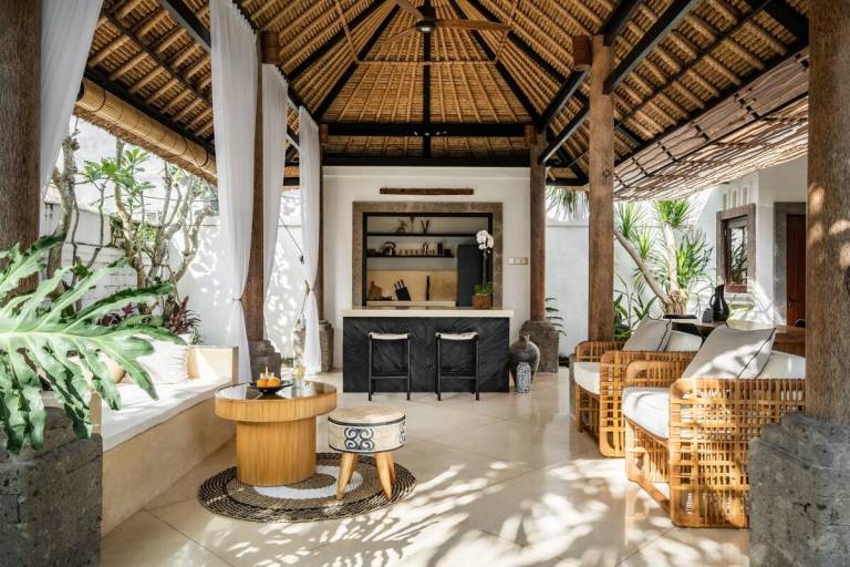 Villa with patio, garden & private pool | Good for workation — photo 5