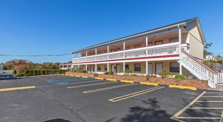 Bay Watch Hotel and Marina — photo 4